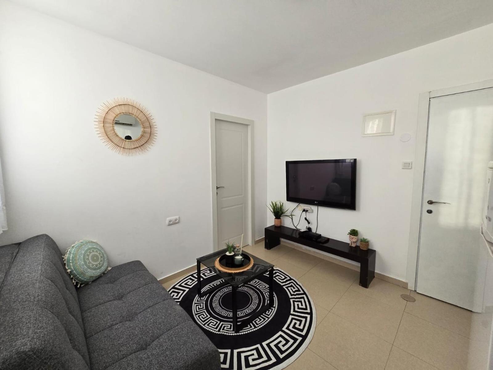 Sea And Sun Aprtment Eilat Apartment Bagian luar foto